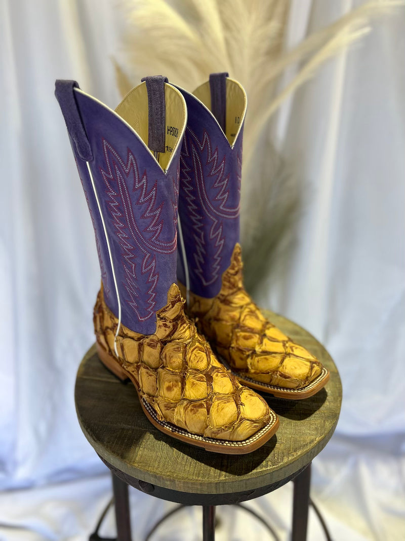 Antique Saddle Big Bass Boots