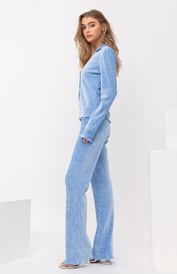 LT BLUE PLISSE KNIT FLARE PANT