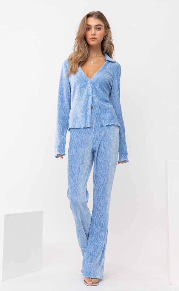 LT BLUE PLISSE KNIT FLARE PANT