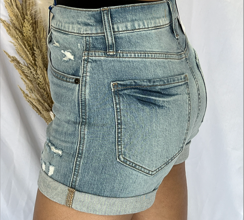 Olivia Ultra High Rise Mom Shorts