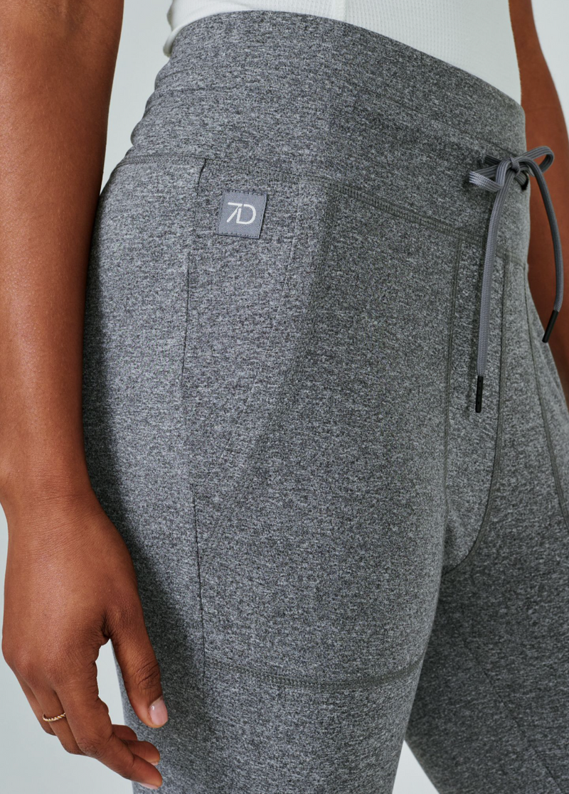 CORE PERFORMANCE JOGGER